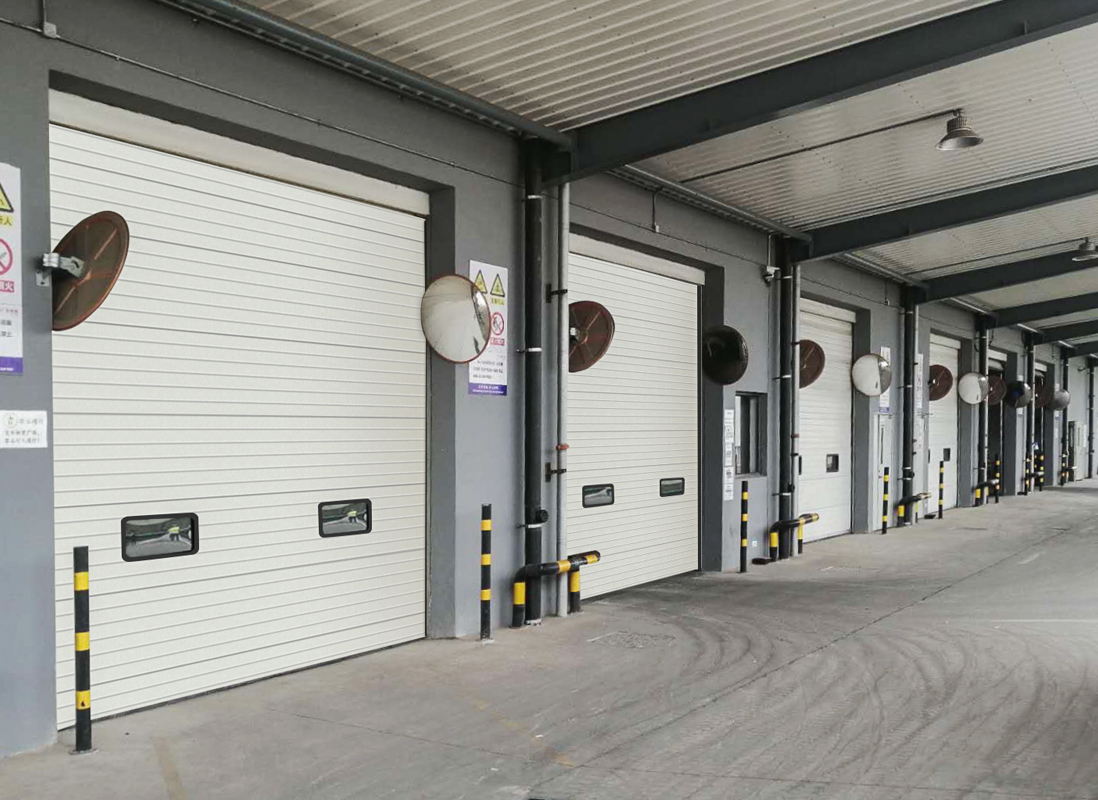 1657244547946873.jpg 工業(yè)滑升門6.jpg